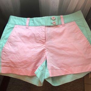 Vineyard vines shorts